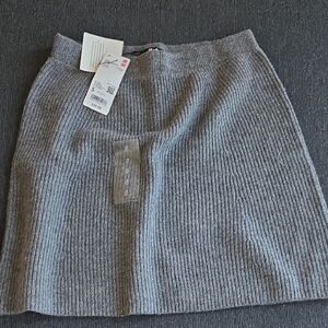 Gray Ribbed Skirt